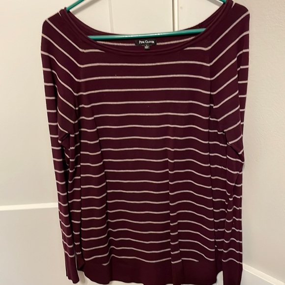 Pink Clover size L maroon and white sweater - Picture 1 of 4